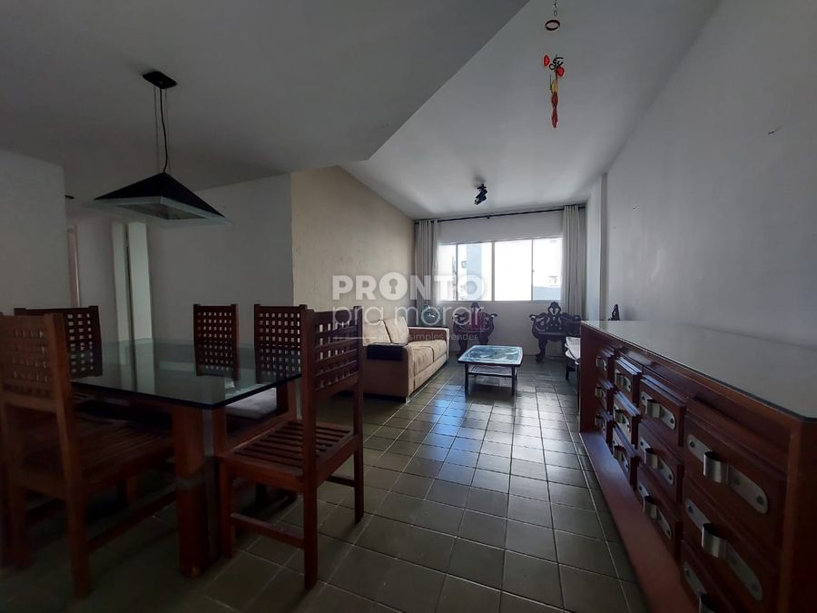 Apartamento com 3 quartos em Boa Viagem